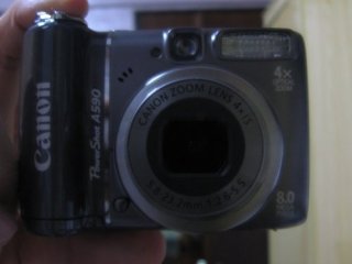 Canon PowerShot A590 IS camera
